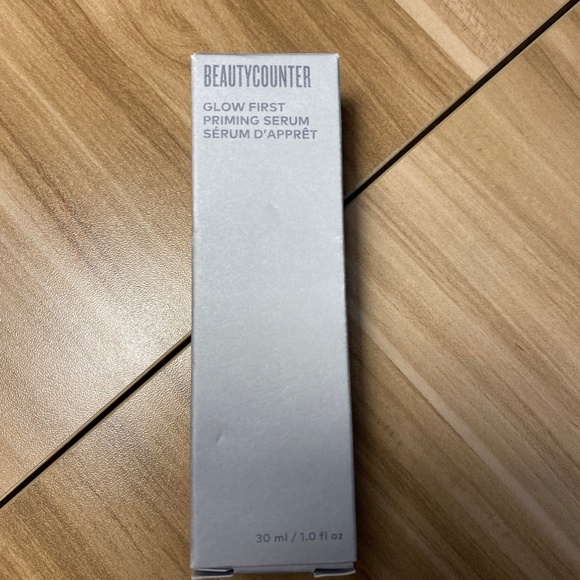 Beautycounter Glow First Priming Serum- NEW - Picture 2 of 5